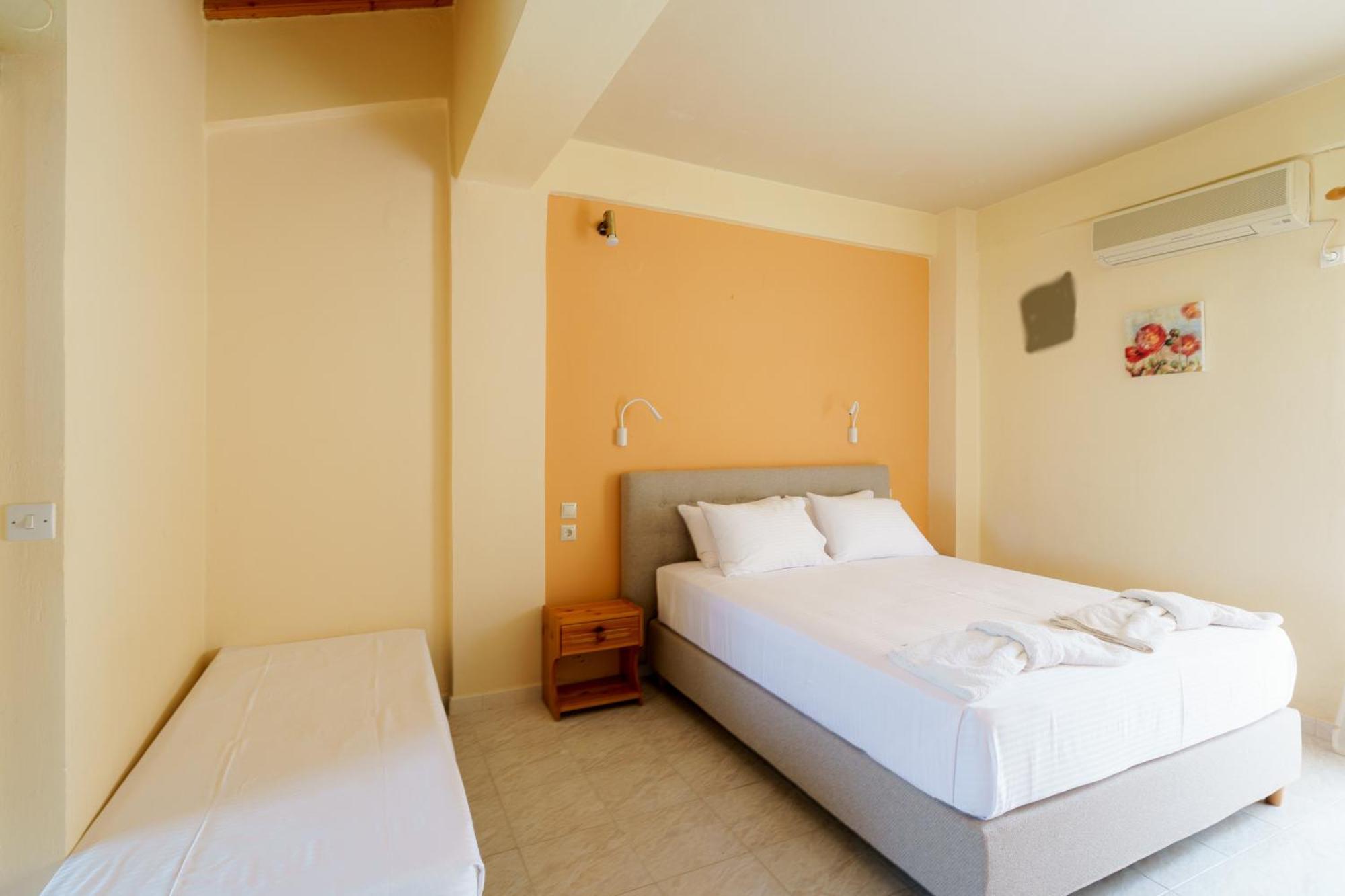 Ramona Appartement Lourdata  Buitenkant foto