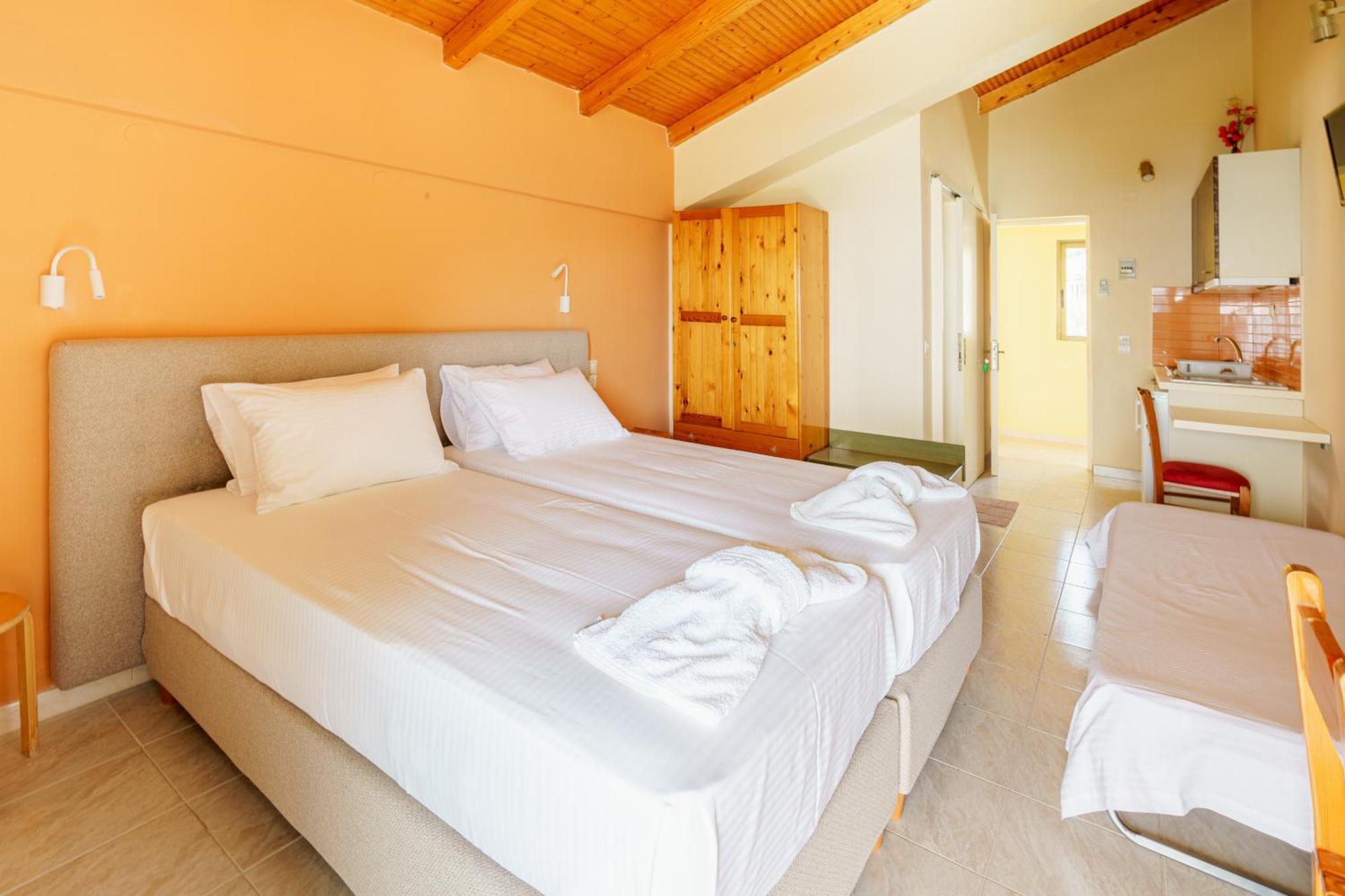 Ramona Appartement Lourdata  Buitenkant foto
