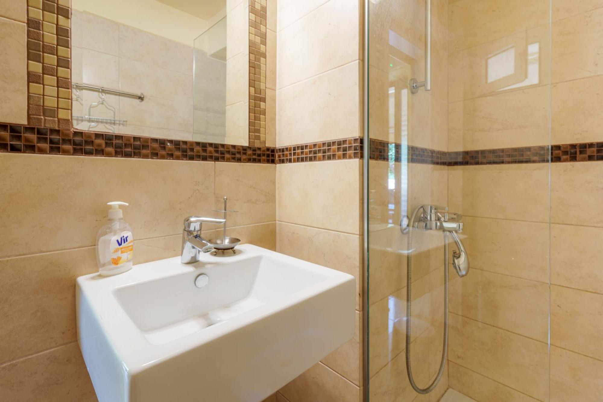 Ramona Appartement Lourdata  Buitenkant foto