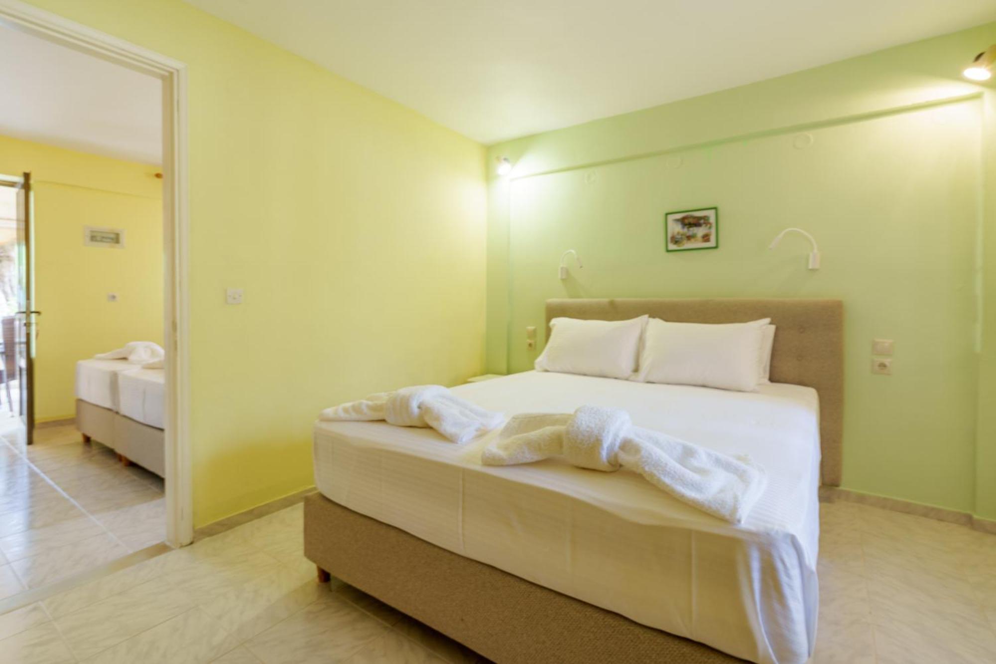 Ramona Appartement Lourdata  Buitenkant foto